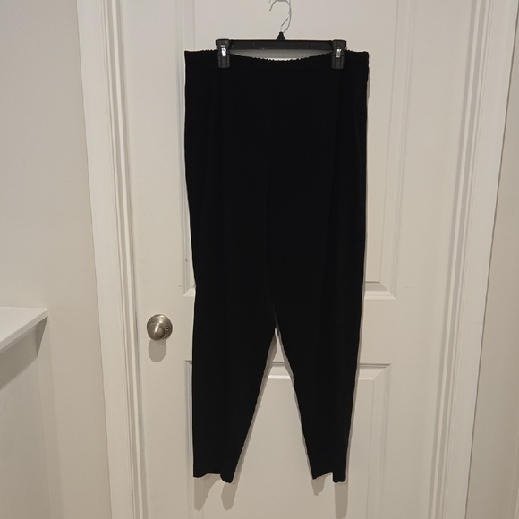 Elegant Black Women's Pants - Picture 1 of 5